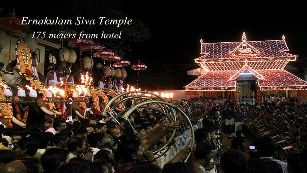 Hotel Aiswarya Kochi Exteriér fotografie